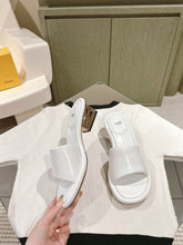 China Replica Fendi Women Shoes 105usd Only